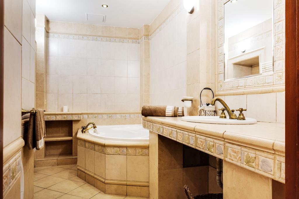 Art Ruzova Apartmán